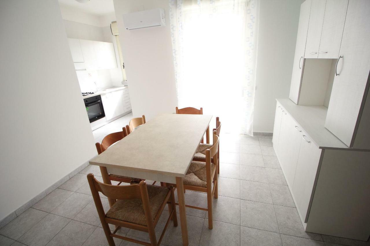 Appartamenti Rivabella D Gallipolli Exteriör bild