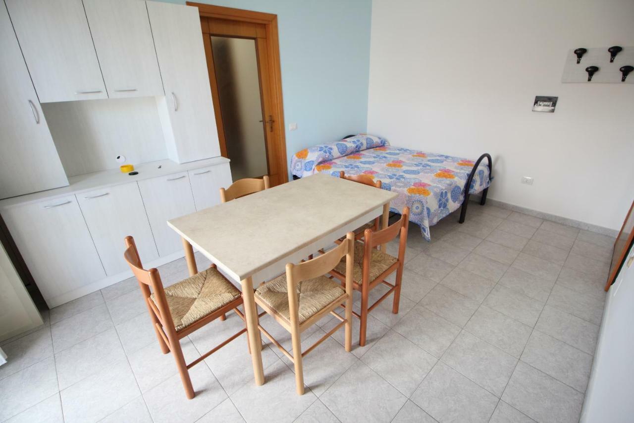 Appartamenti Rivabella D Gallipolli Exteriör bild